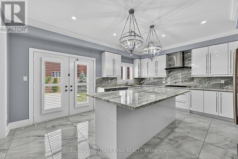 35 TYNDALL DRIVE, Bradford West Gwillimbury (Bradford), Ontario, L3Z4G6