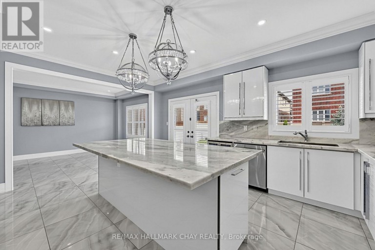 35 TYNDALL DRIVE, Bradford West Gwillimbury (Bradford), Ontario, L3Z4G6