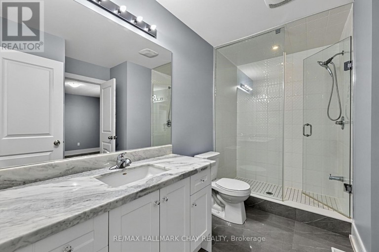 35 TYNDALL DRIVE, Bradford West Gwillimbury (Bradford), Ontario, L3Z4G6
