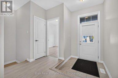 26 - 17 LAKEWOOD CRESCENT Kawartha Lakes (Bobcaygeon) Ontario photo 4