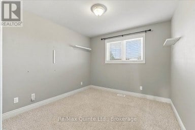 39 PRINCETON PLACE Belleville (Thurlow Ward) Ontario photo 9