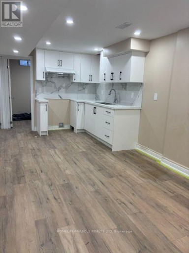 BASEMENT - 166 SUGARHILL DRIVE, Brampton (Fletcher's Meadow), Ontario, L7A3X4