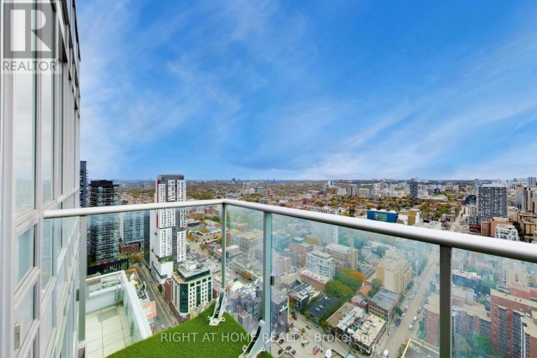 PH102 - 30 NELSON STREET, Toronto (Waterfront Communities), Ontario, M5V0H5