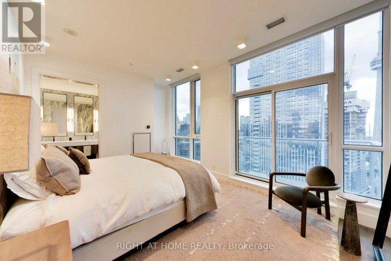 PH102 - 30 NELSON STREET, Toronto (Waterfront Communities), Ontario, M5V0H5