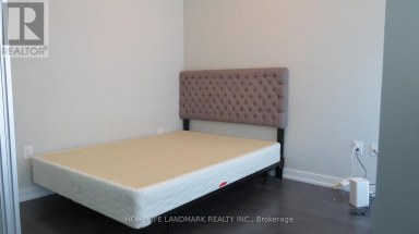 1602 - 426 UNIVERSITY AVENUE Toronto (Kensington-Chinatown) Ontario photo 11