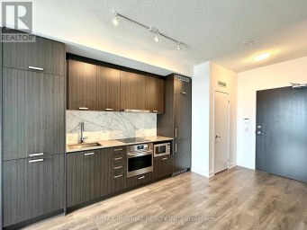 1606 - 10 HONEYCRISP CRESCENT Vaughan (Vaughan Corporate Centre) Ontario photo 2