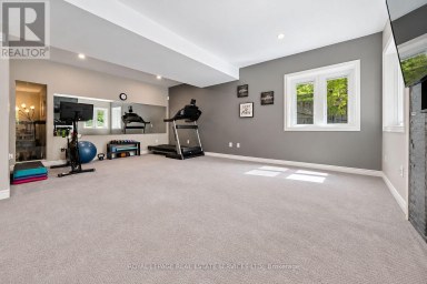 1036 VALLEY CREST CIRCLE Oakville (RO River Oaks) Ontario photo 24