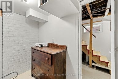 164 UNIVERSITY AVENUE W Cobourg Ontario photo 33