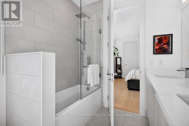 418 PINE COVE ROAD Burlington (Roseland) Ontario photo 30