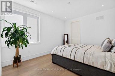418 PINE COVE ROAD Burlington (Roseland) Ontario photo 31