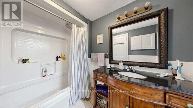 29 WINCHESTER STREET, Toronto (Cabbagetown-South St. James Town), Ontario, M4X1A6