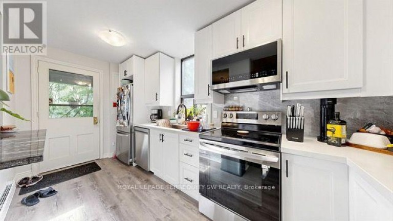 29 WINCHESTER STREET, Toronto (Cabbagetown-South St. James Town), Ontario, M4X1A6