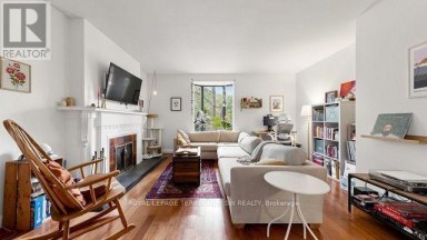 29 WINCHESTER STREET Toronto (Cabbagetown-South St. James Town) Ontario photo 2