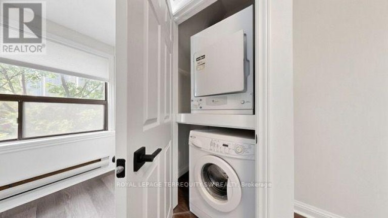 29 WINCHESTER STREET, Toronto (Cabbagetown-South St. James Town), Ontario, M4X1A6