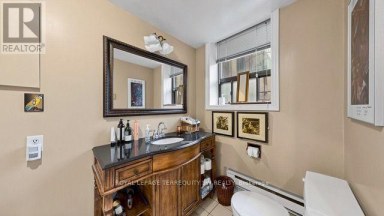29 WINCHESTER STREET Toronto (Cabbagetown-South St. James Town) Ontario photo 43