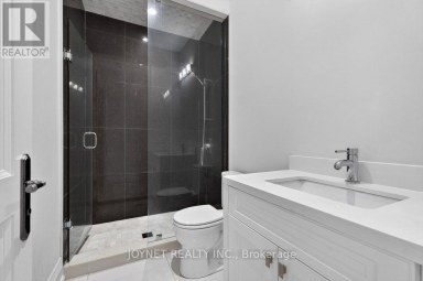 119 PATRICIA AVENUE Toronto (Newtonbrook West) Ontario photo 47