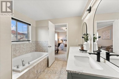1334 TALL PINE AVENUE Oshawa (Pinecrest) Ontario photo 27