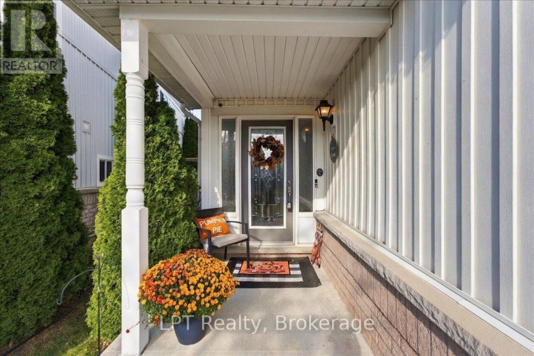 1334 TALL PINE AVENUE, Oshawa (Pinecrest), Ontario, L1K0M3