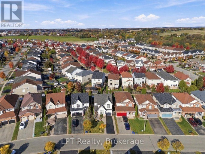 1334 TALL PINE AVENUE, Oshawa (Pinecrest), Ontario, L1K0M3