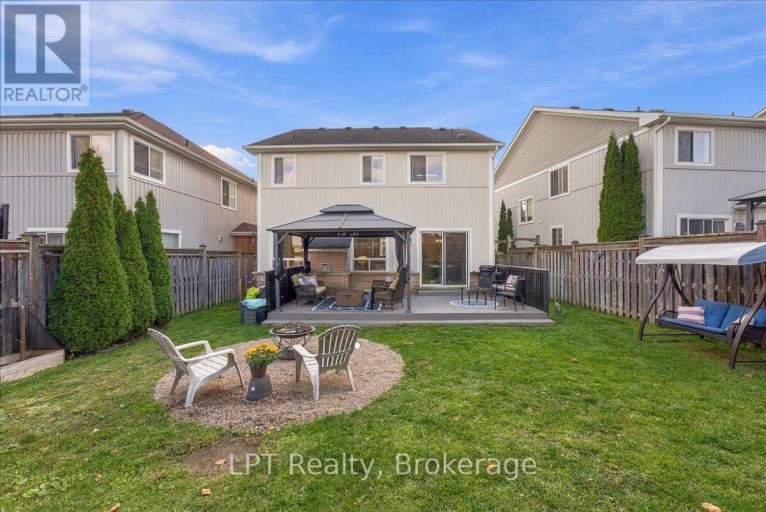 1334 TALL PINE AVENUE, Oshawa (Pinecrest), Ontario, L1K0M3