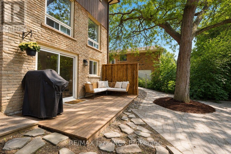 304 ANNES STREET, Whitby (Lynde Creek), Ontario, L1N5V6