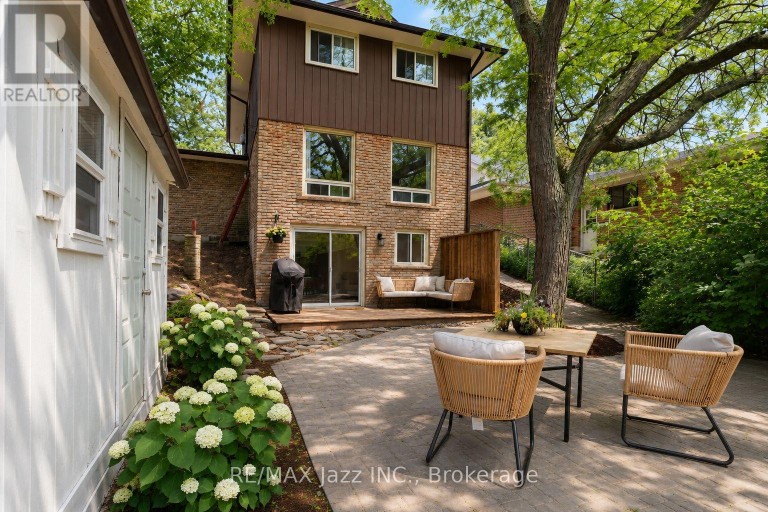 304 ANNES STREET, Whitby (Lynde Creek), Ontario, L1N5V6