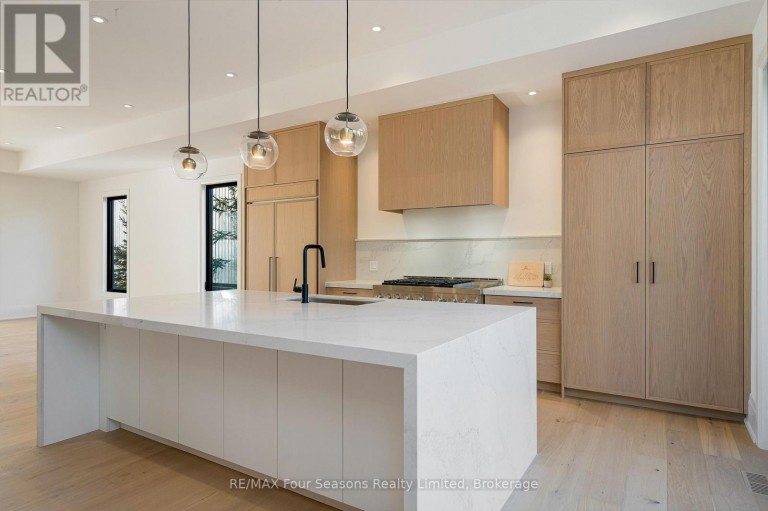 123 SALZBURG PLACE, Blue Mountains, Ontario, L9Y0S2