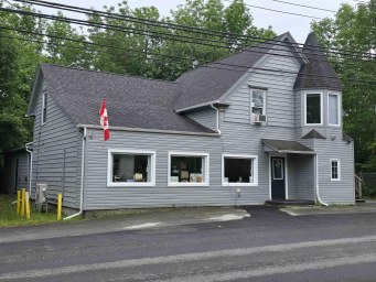 3675 Highway 3 Brooklyn NS photo 2