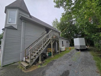 3675 Highway 3 Brooklyn NS photo 4