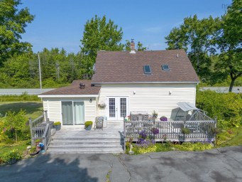 18665 Highway 103 Middlewood NS photo 4