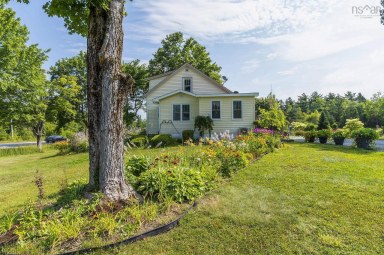 18665 Highway 103 Middlewood NS photo 8