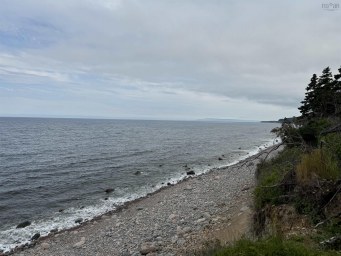 41251 Cabot Trail Wreck Cove NS photo 10