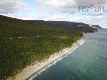 41251 Cabot Trail Wreck Cove NS photo 2