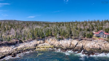 Gregs Way Northwest Cove NS photo 2