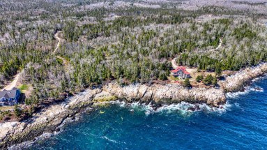 Gregs Way Northwest Cove NS photo 4