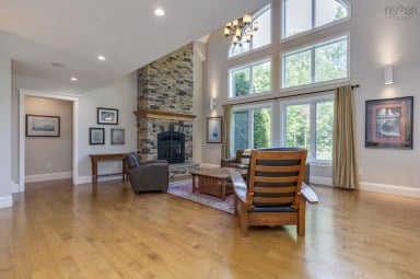 3 Queens Court Kentville NS photo 12