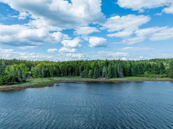 Woodenship Lane Feltzen South NS photo 3