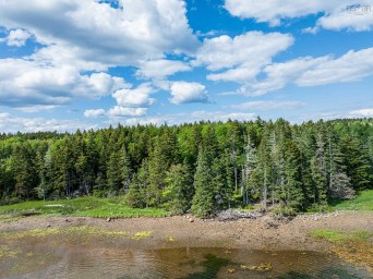 Woodenship Lane Feltzen South NS photo 5