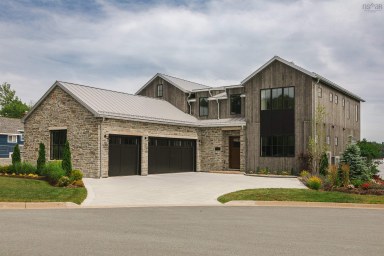 65 Shore Drive Bedford NS photo 2