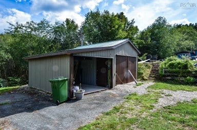 27 Riverview Drive Bridgewater NS photo 4