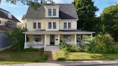 469 Main St Street Lawrencetown NS photo 2
