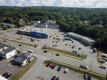 8944 Commercial Street New Minas NS photo 1