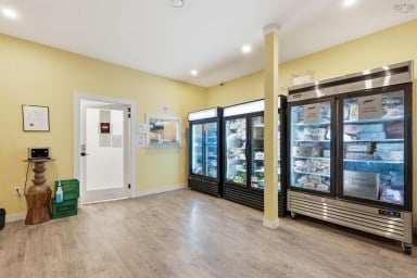 946 Main Street Dartmouth NS photo 21