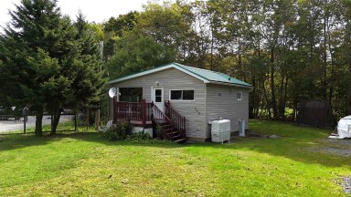 115 Starr Street Bridgewater NS photo 1