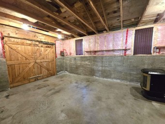 115 Starr Street Bridgewater NS photo 37