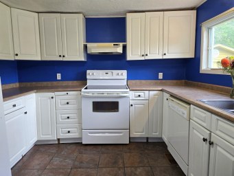 115 Starr Street Bridgewater NS photo 7