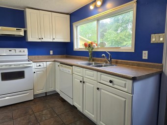 115 Starr Street Bridgewater NS photo 8