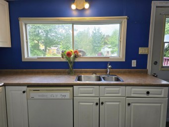 115 Starr Street Bridgewater NS photo 9
