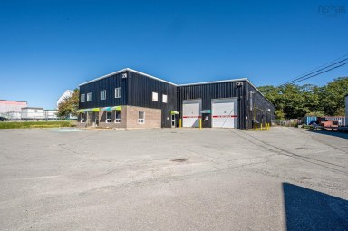 21 Raddall Avenue Dartmouth NS photo 4