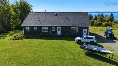 2285 Port Malcolm Road Port Malcolm NS photo 2